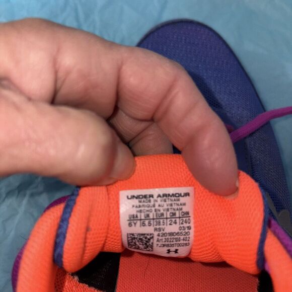 Under Armour UA GS Assert 8 Sneaker Blue Youth Size 6Y/7.5 Ladies - Picture 10 of 11